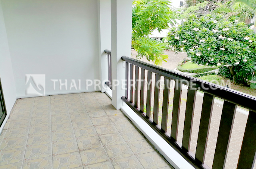 House with Shared Pool in Sukhumvit 